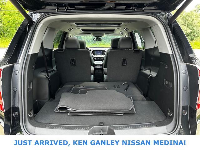 used 2023 GMC Acadia car, priced at $34,998