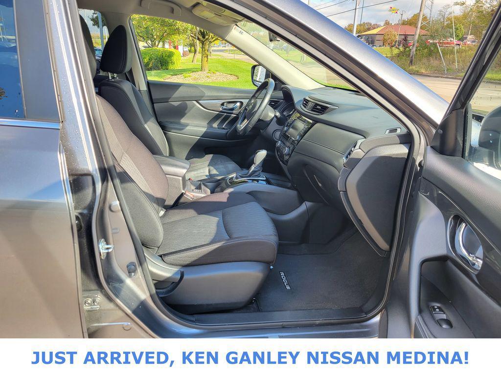 used 2020 Nissan Rogue car, priced at $17,491