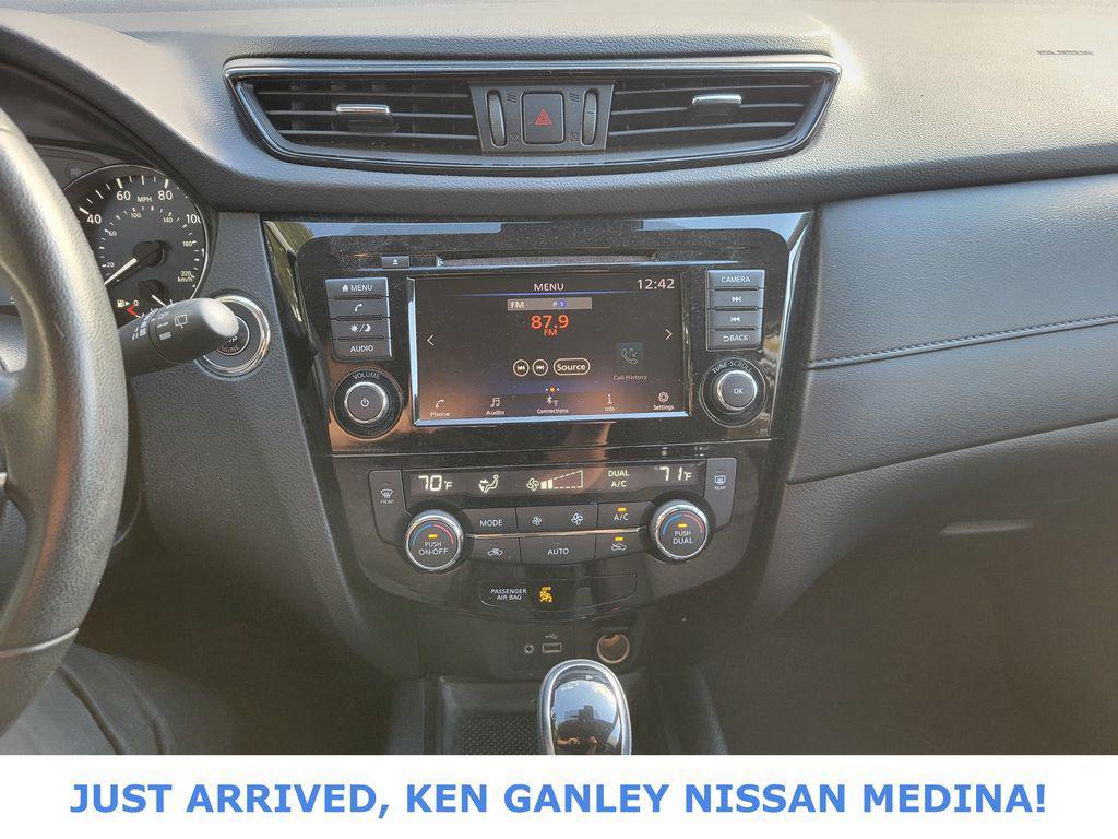 used 2020 Nissan Rogue car, priced at $17,491