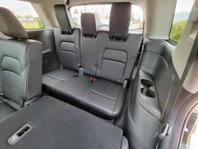 new 2025 Nissan Pathfinder car, priced at $50,300