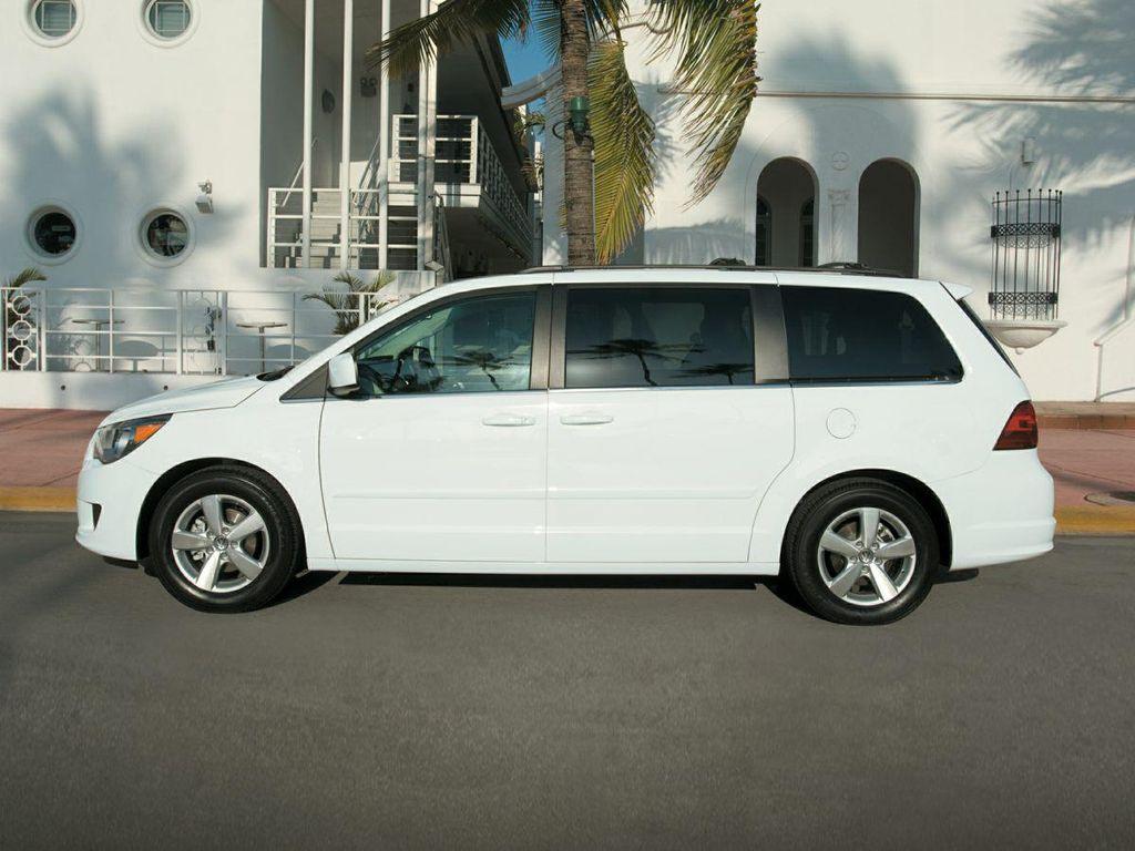 used 2011 Volkswagen Routan car