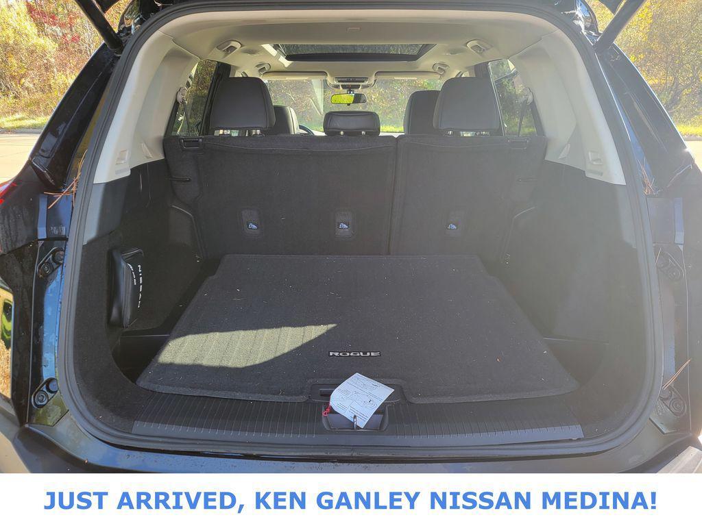 used 2023 Nissan Rogue car, priced at $23,629