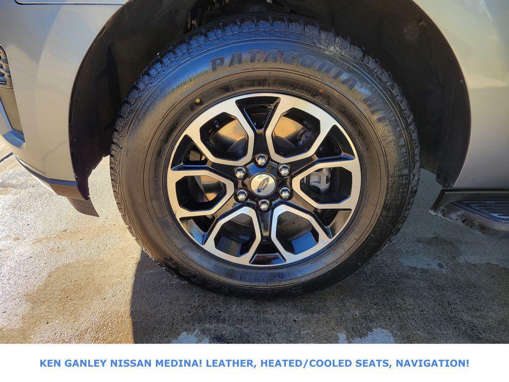 used 2024 Ford Expedition car, priced at $42,591