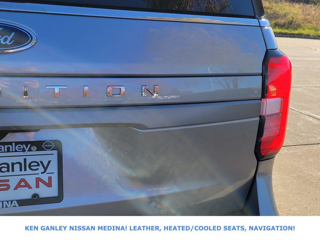 used 2024 Ford Expedition car, priced at $42,591