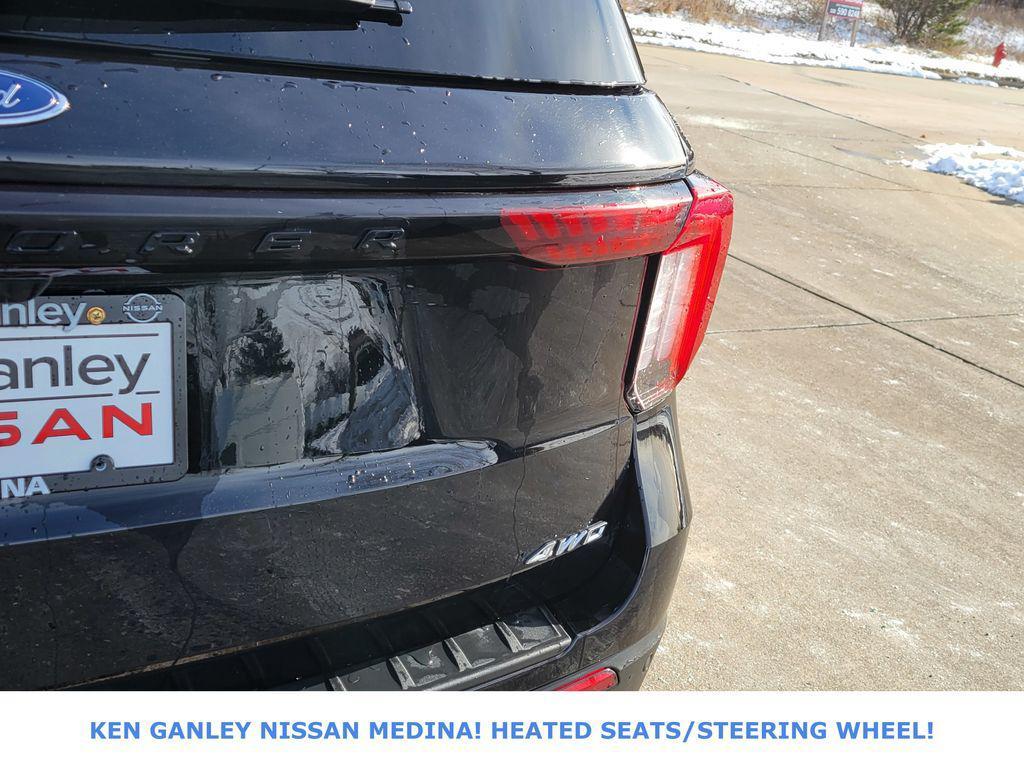 used 2025 Ford Explorer car, priced at $39,998