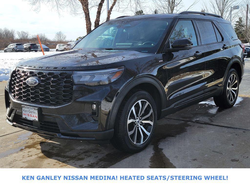 used 2025 Ford Explorer car, priced at $39,998