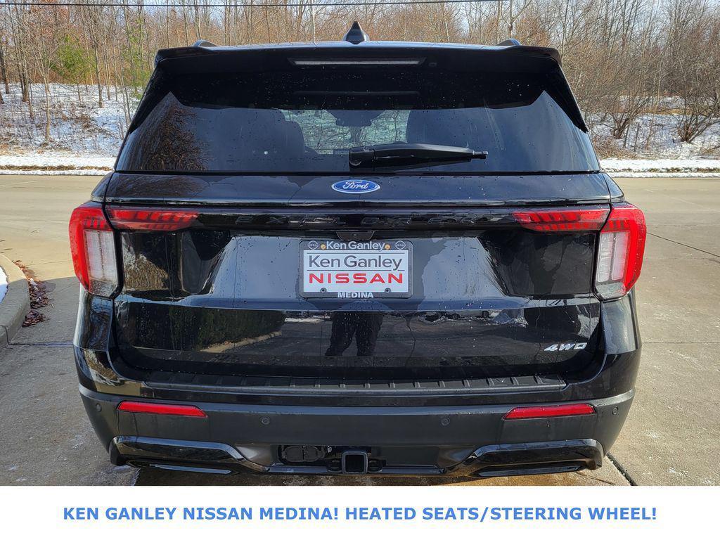 used 2025 Ford Explorer car, priced at $39,998