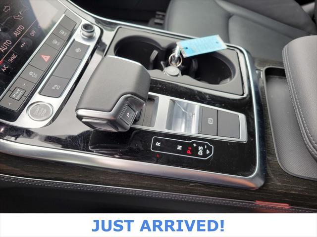 used 2024 Audi Q7 car, priced at $45,991