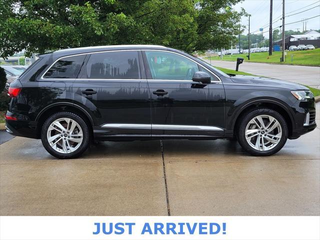 used 2024 Audi Q7 car, priced at $45,991