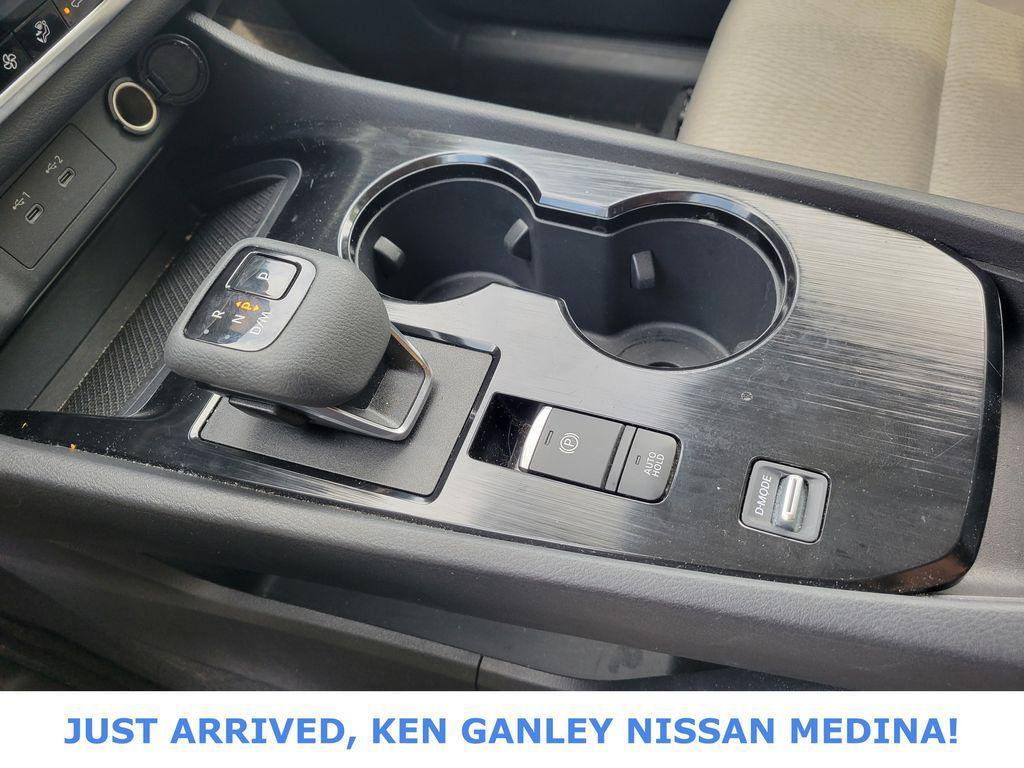 used 2024 Nissan Rogue car, priced at $22,989