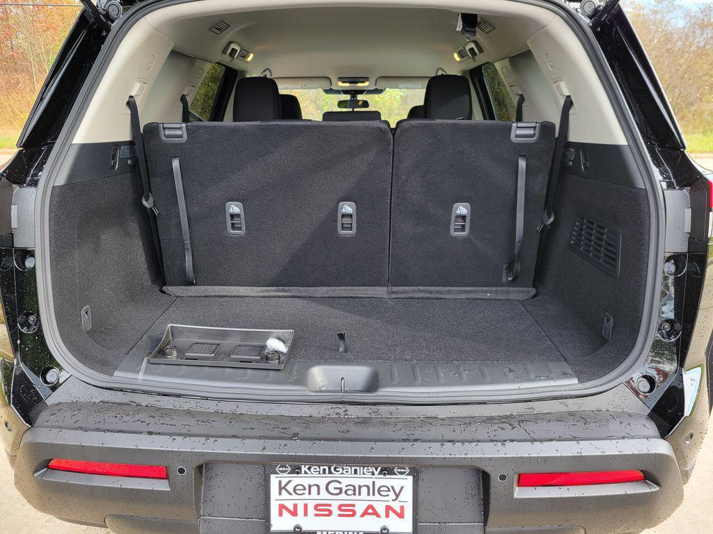 new 2025 Nissan Pathfinder car, priced at $43,555