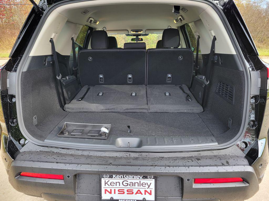 new 2025 Nissan Pathfinder car, priced at $43,555