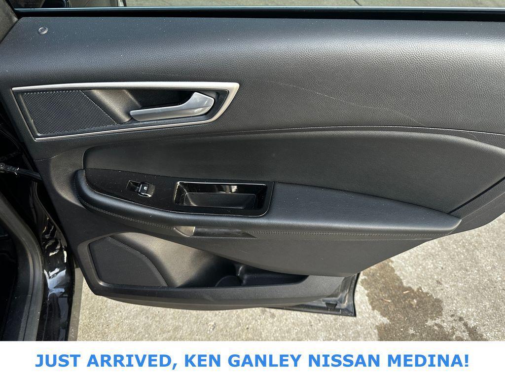 used 2020 Ford Edge car, priced at $16,897