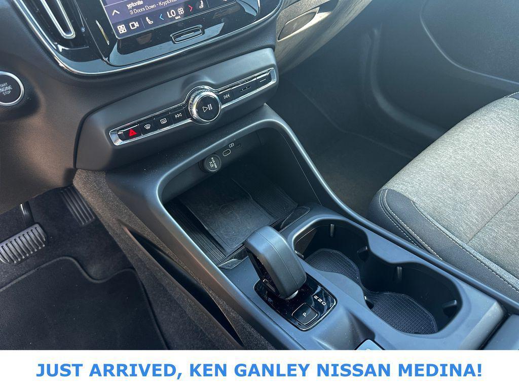used 2024 Volvo XC40 car, priced at $24,991