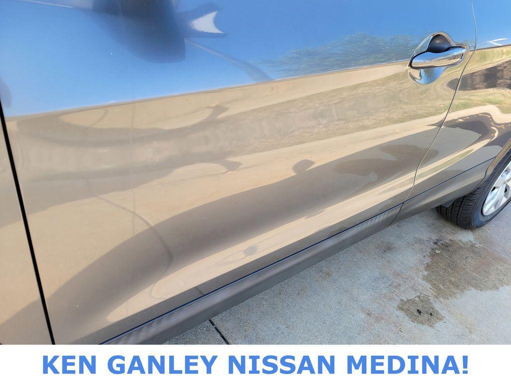 used 2020 Nissan Rogue Sport car, priced at $15,975