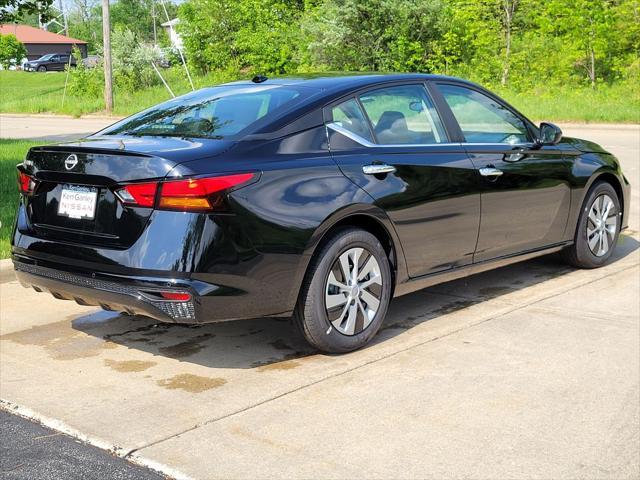 new 2025 Nissan Altima car, priced at $28,350