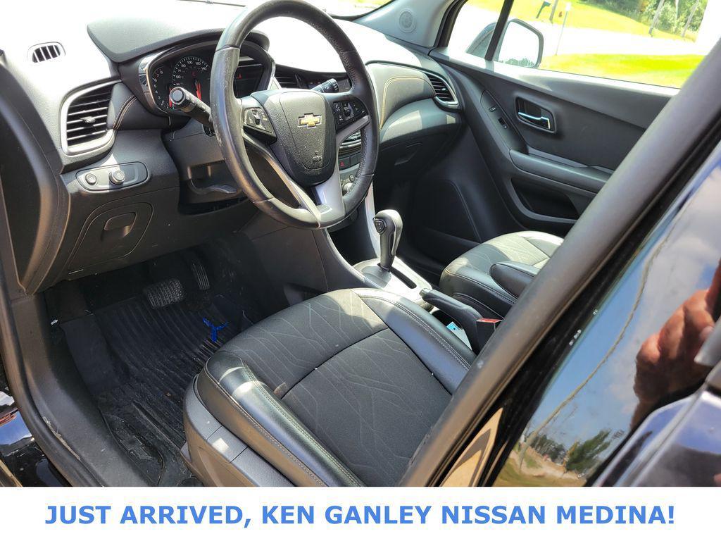 used 2021 Chevrolet Trax car, priced at $13,998