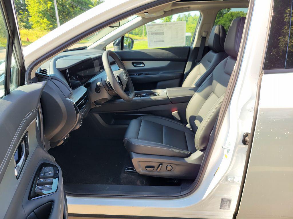 new 2025 Nissan Murano car, priced at $39,921