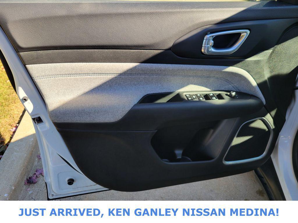 used 2024 Jeep Compass car, priced at $20,991