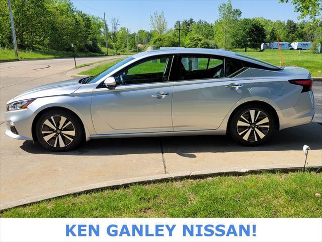 used 2021 Nissan Altima car, priced at $21,555