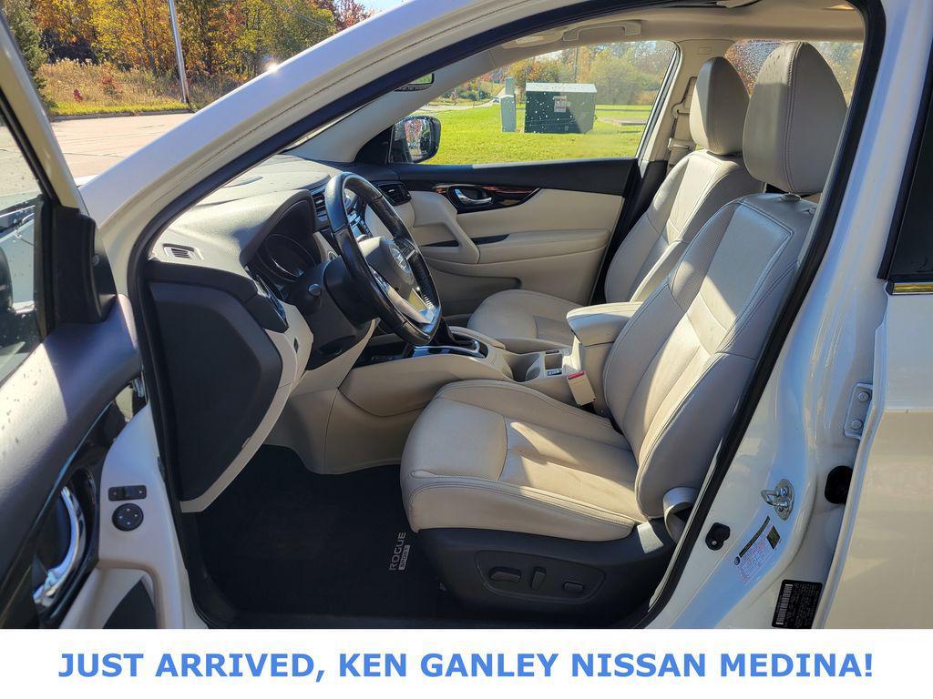 used 2022 Nissan Rogue Sport car, priced at $20,700