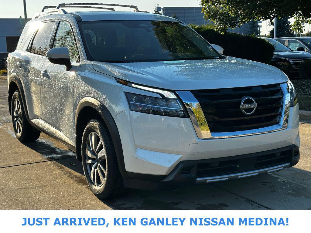 used 2024 Nissan Pathfinder car, priced at $37,430