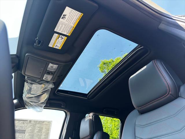 new 2025 Nissan Frontier car, priced at $49,670