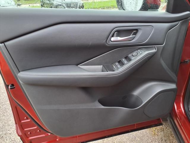 new 2025 Nissan Rogue car, priced at $33,835