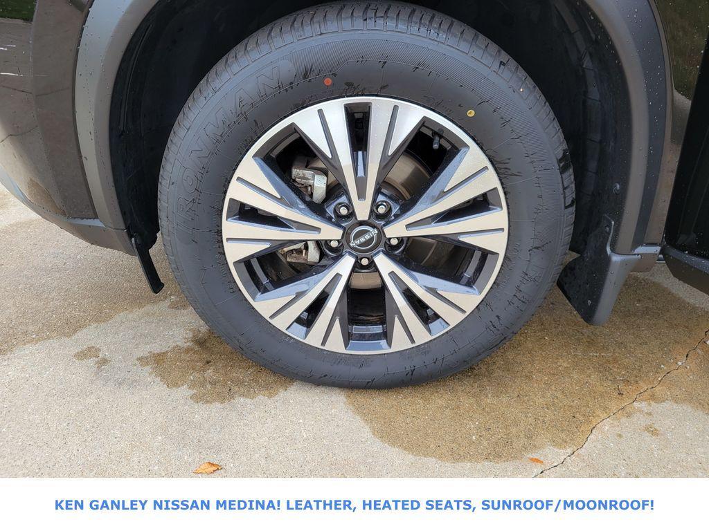 used 2023 Nissan Rogue car, priced at $21,438