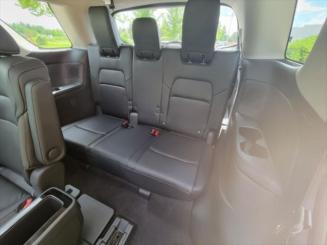 new 2025 Nissan Pathfinder car, priced at $50,725