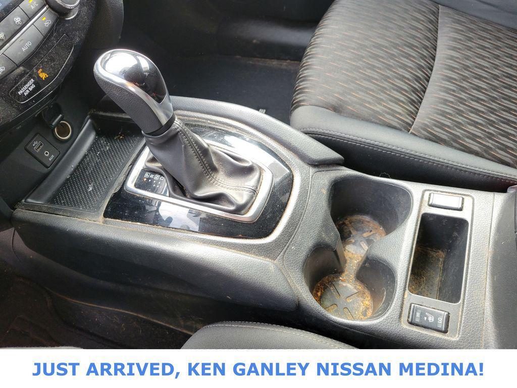 used 2017 Nissan Rogue car, priced at $10,541