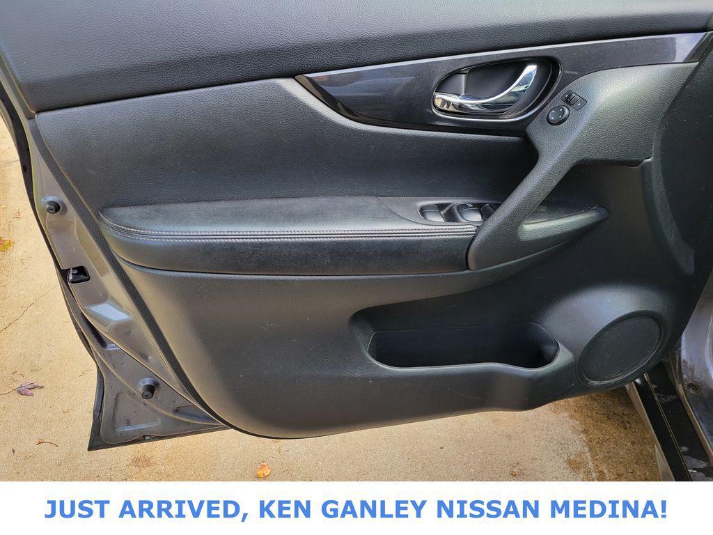 used 2017 Nissan Rogue car, priced at $10,541