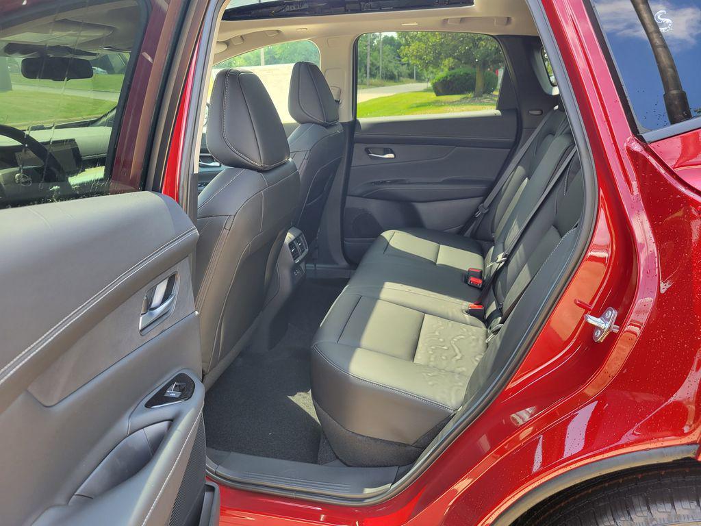 new 2025 Nissan Murano car, priced at $44,255