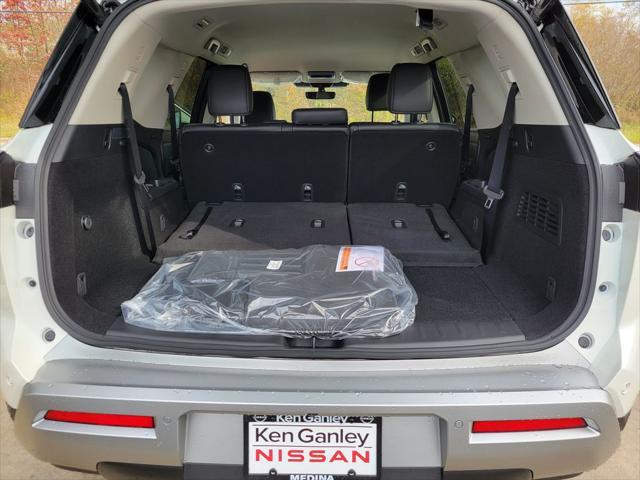 new 2025 Nissan Pathfinder car, priced at $50,375