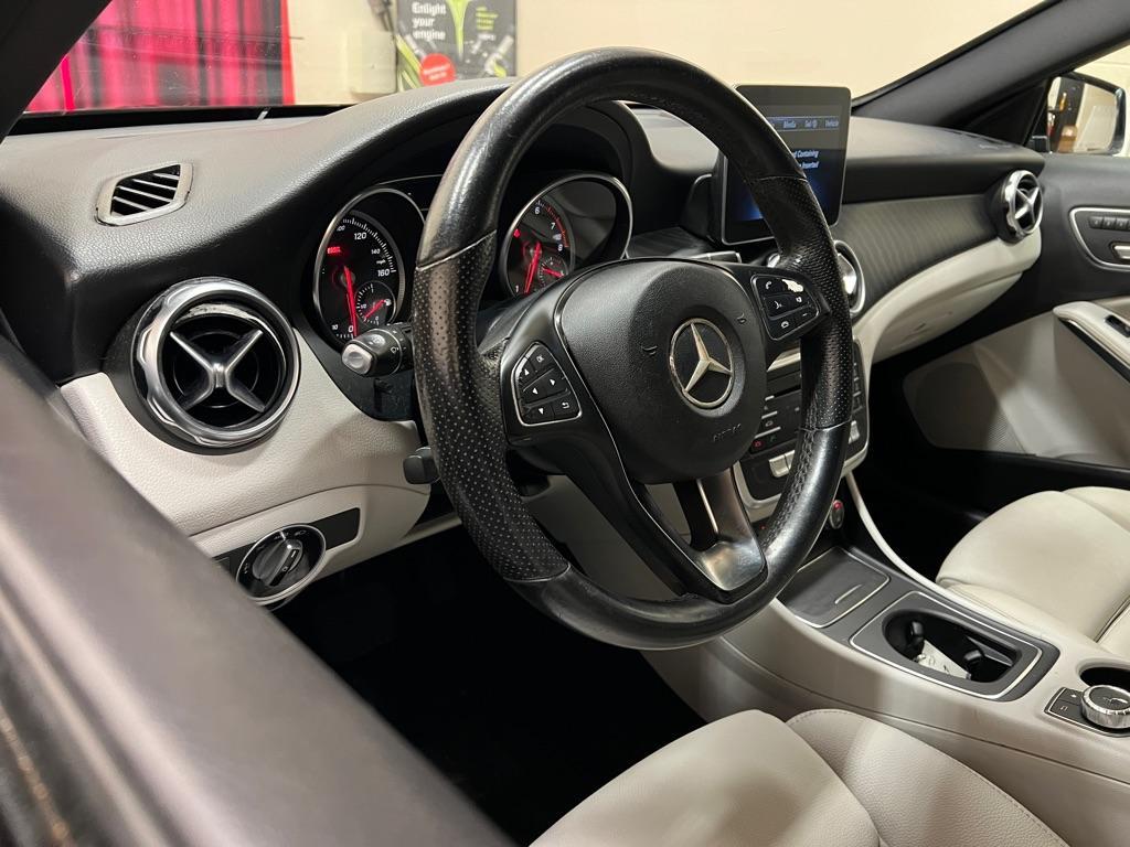 used 2020 Mercedes-Benz GLA 250 car, priced at $18,988