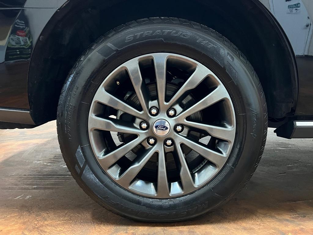 used 2020 Ford Expedition car, priced at $28,988