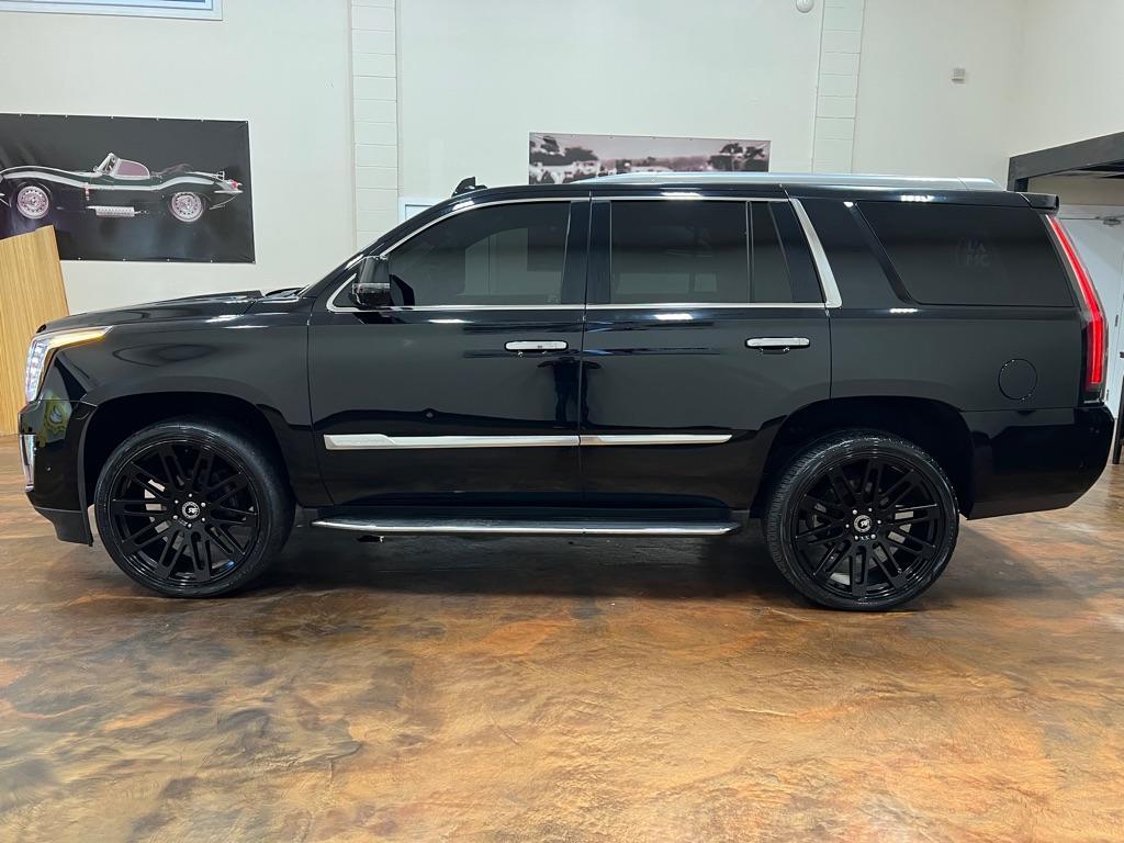 used 2017 Cadillac Escalade car, priced at $27,888