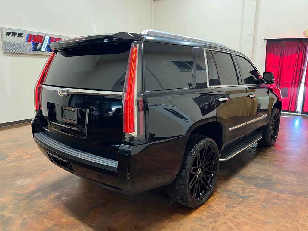 used 2017 Cadillac Escalade car, priced at $27,888