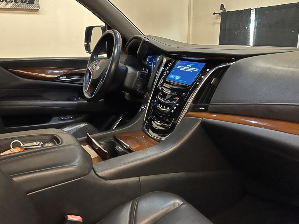 used 2017 Cadillac Escalade car, priced at $27,888