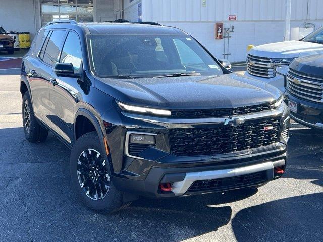 new 2024 Chevrolet Traverse car, priced at $50,550