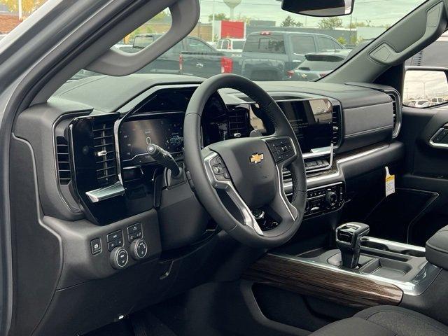 new 2025 Chevrolet Silverado 1500 car, priced at $53,703