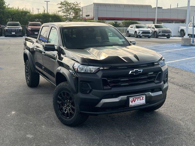 new 2024 Chevrolet Colorado car, priced at $40,924