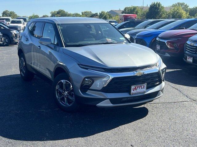 new 2025 Chevrolet Blazer car, priced at $33,851