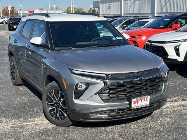 new 2025 Chevrolet TrailBlazer car, priced at $29,884