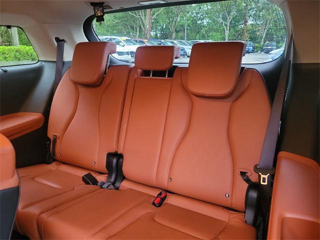 used 2024 Kia Carnival car, priced at $40,215