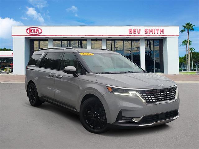 used 2024 Kia Carnival car, priced at $38,225