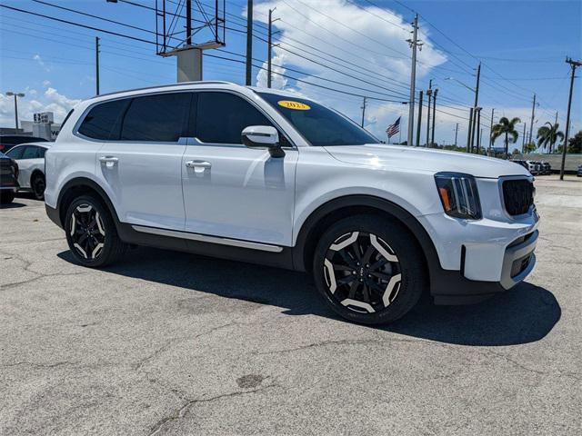 used 2023 Kia Telluride car, priced at $35,895