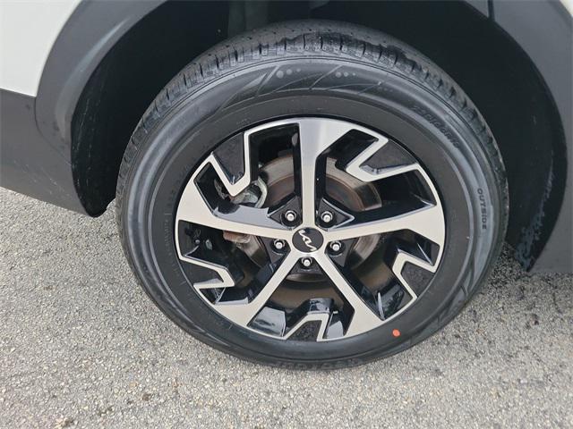 used 2023 Kia Sportage Hybrid car, priced at $18,988