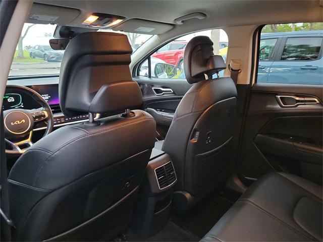 used 2023 Kia Sportage Hybrid car, priced at $18,988