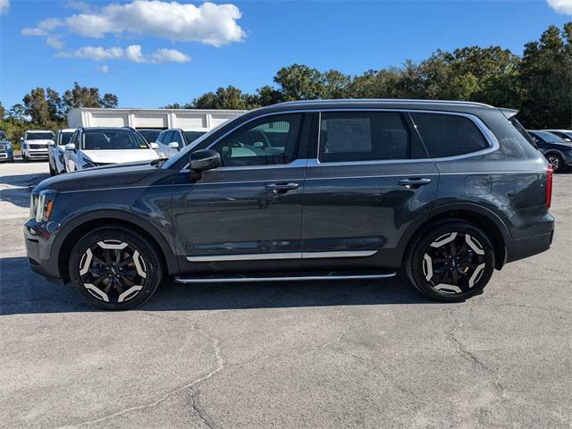 used 2023 Kia Telluride car, priced at $33,387